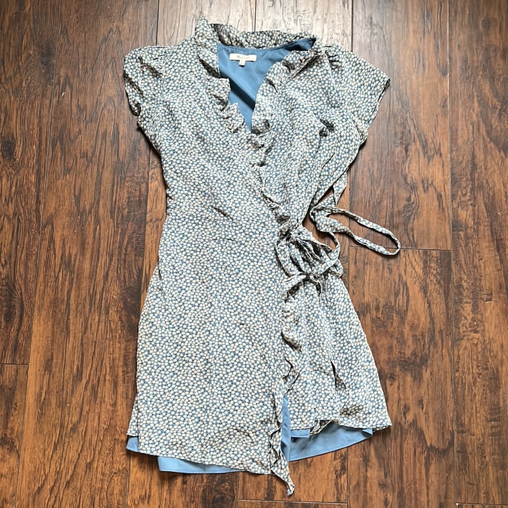 Madewell Silk Ruffle-Edge Wrap Bitsy Floral Dress - Picture 4 of 10